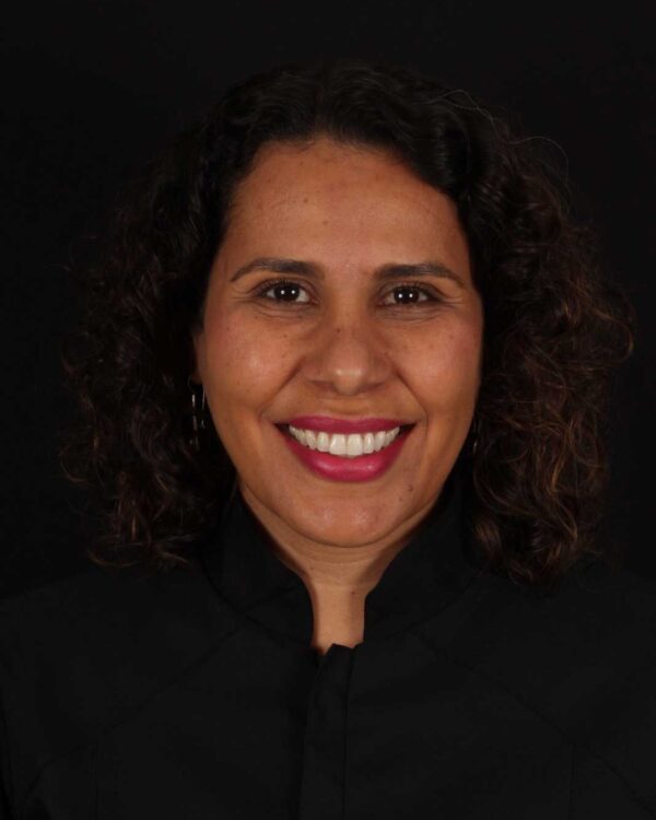 Dra. Melissa Ferreira Alves Dias